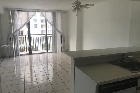 540 Brickell Key Dr # 830, Miami FL 33131