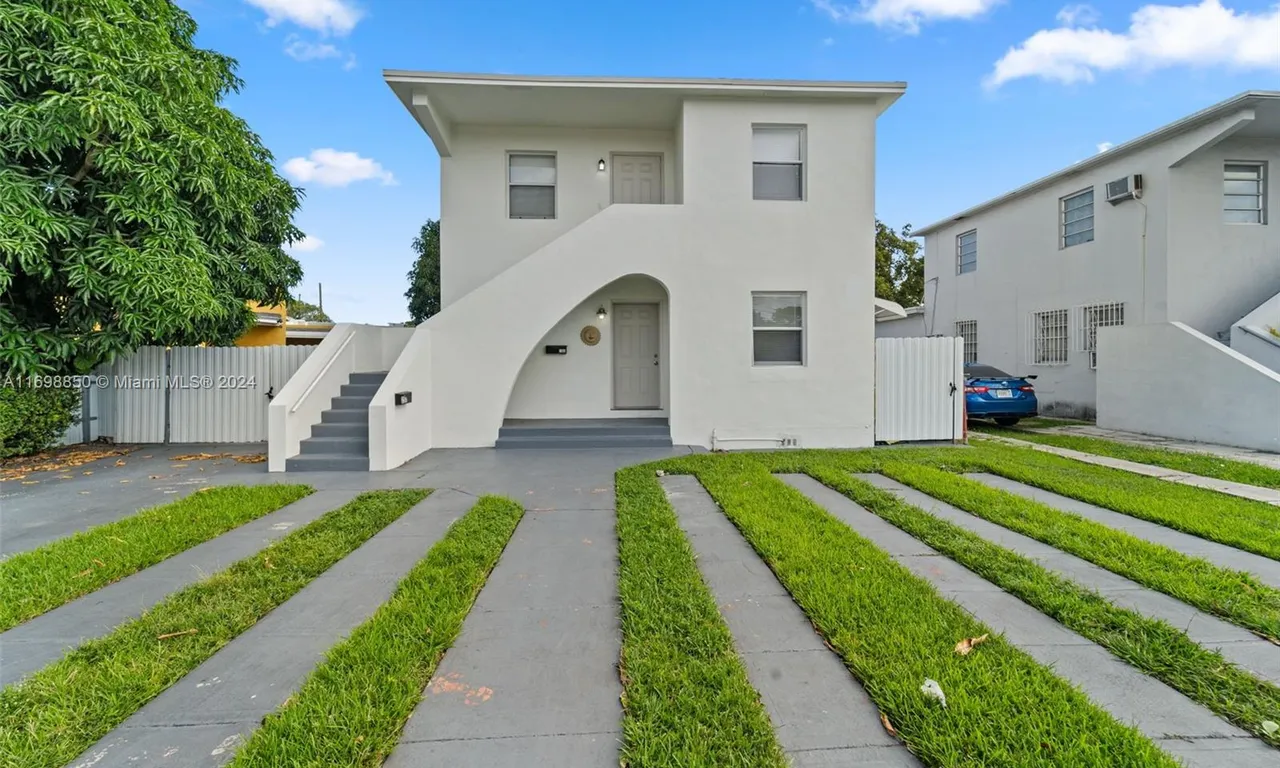 255 Beacom Blvd # 255, Miami FL 33135