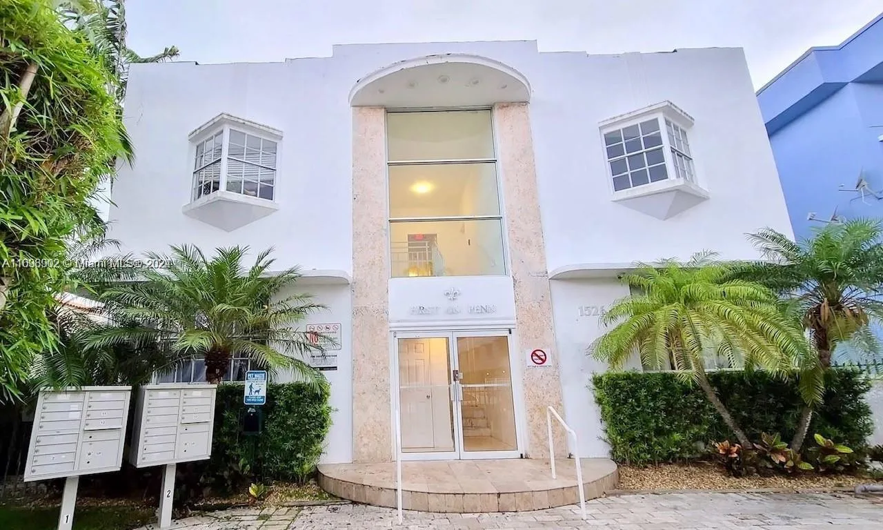 1526 Pennsylvania Ave # 4, Miami Beach FL 33139