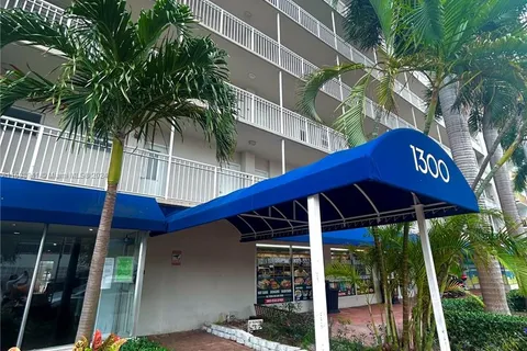 1300 Lincoln Rd # F206, Miami Beach FL 33139