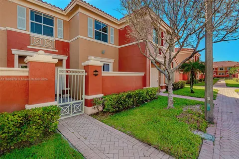 6202 NW 115th Pl # 335, Doral FL 33178