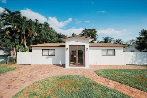 4510 SW 34th Ave, Dania Beach FL 33312