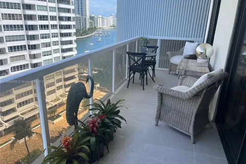 9 Island Ave # 1409, Miami Beach FL 33139