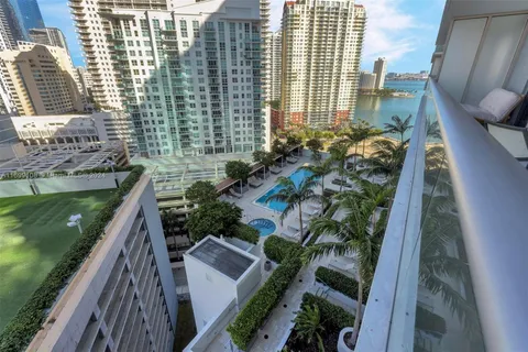 1300 Brickell Bay Dr # 1802, Miami FL 33131