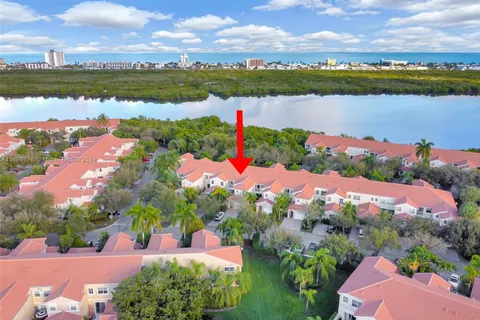 1675 Yellowheart Way # 1675, Hollywood FL 33019