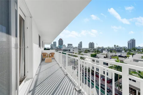 345 Ocean Dr # 703, Miami Beach FL 33139