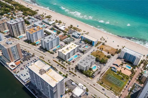 1801 S Ocean Dr # 207, Hollywood FL 33019