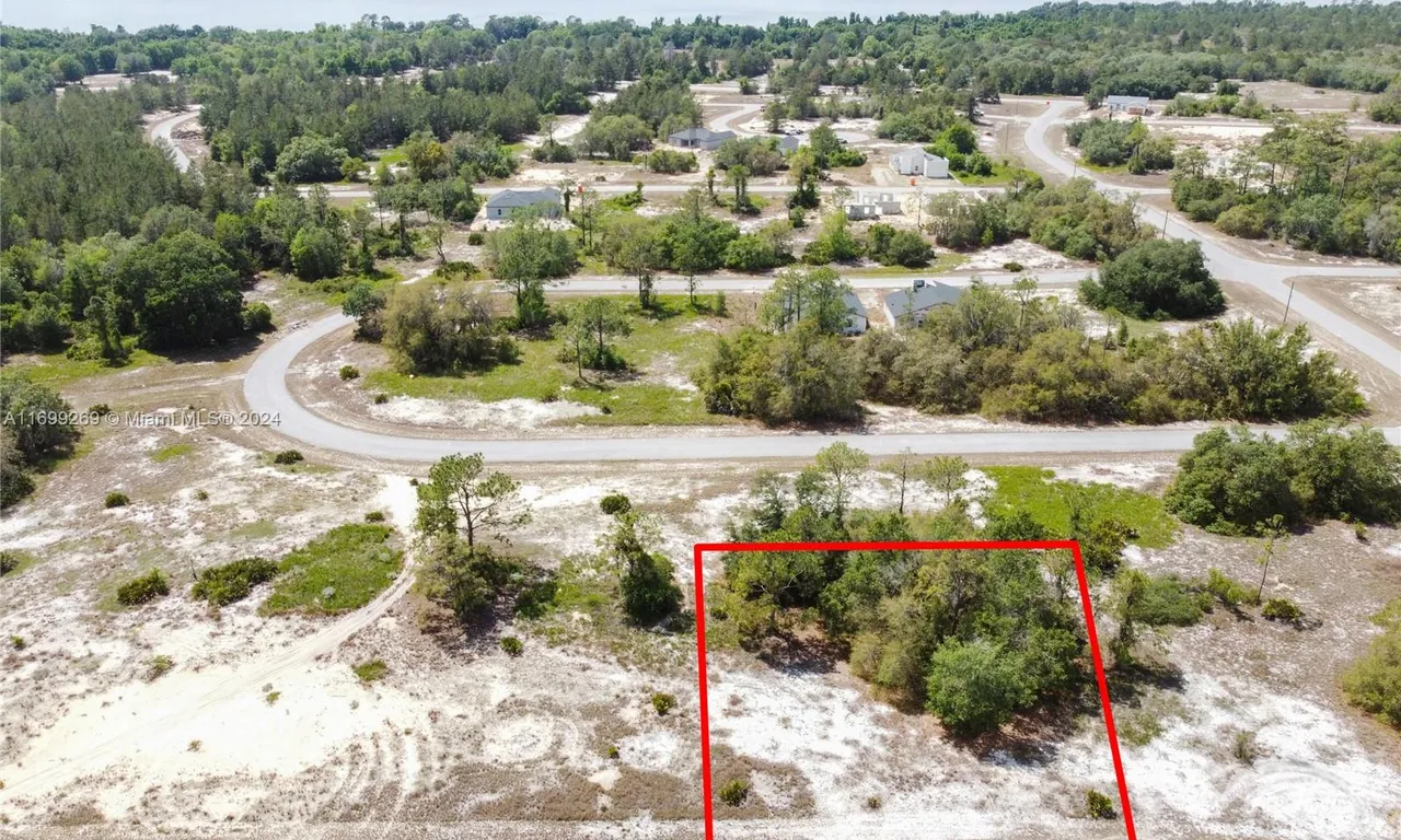 1328 HILLSBOROUGH DR, Other City - In The State Of Florida FL 34759