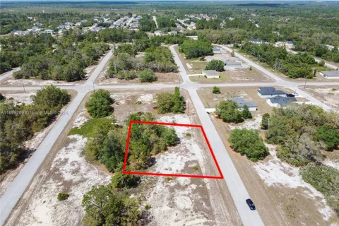 1328 HILLSBOROUGH DR, Other City - In The State Of Florida FL 34759