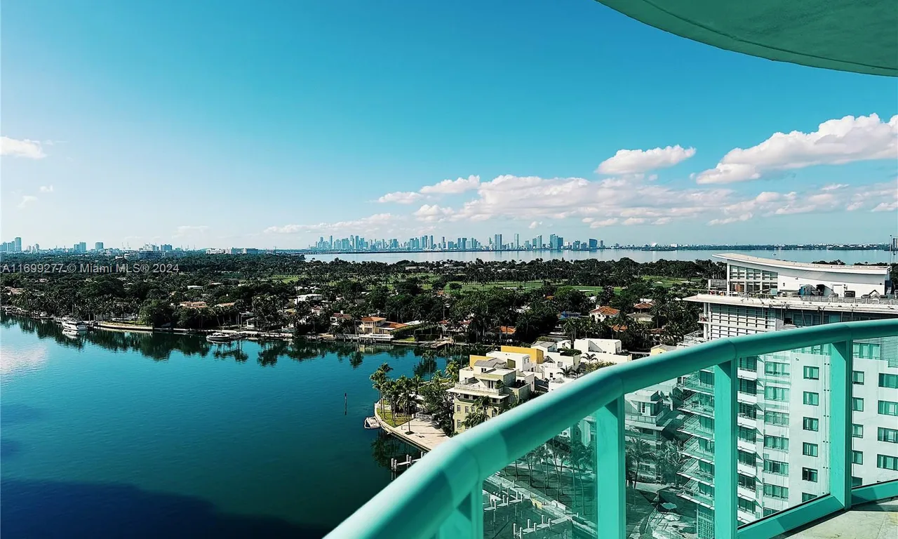 6000 Indian Creek Dr # 17A, Miami Beach FL 33140