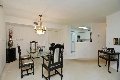 3400 NE 192nd St # 307, Aventura FL 33180