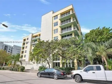 1350 NW 8th Ct # 4, Miami FL 33136