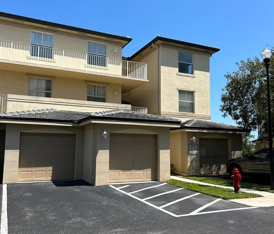 2080 Greenview Shores Blvd # 407, Wellington FL 33414