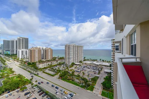 1985 S Ocean Dr # 19K, Hallandale Beach FL 33009