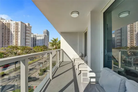 1880 S Ocean Dr # 503, Hallandale Beach FL 33009