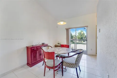 2390 W 74th St # 201, Hialeah FL 33016