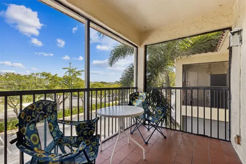 251 S Cypress Rd # 141, Pompano Beach FL 33060