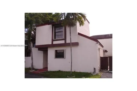 9702 NW 5th Ln # 9702, Miami FL 33172