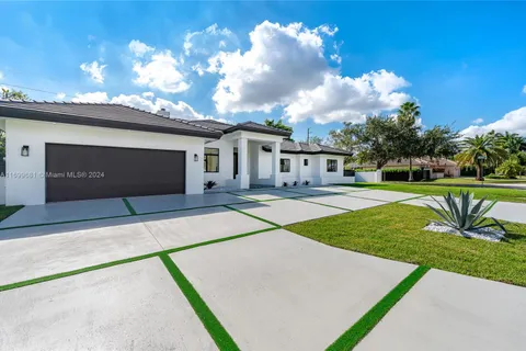 10780 SW 135th Ter, Miami FL 33176