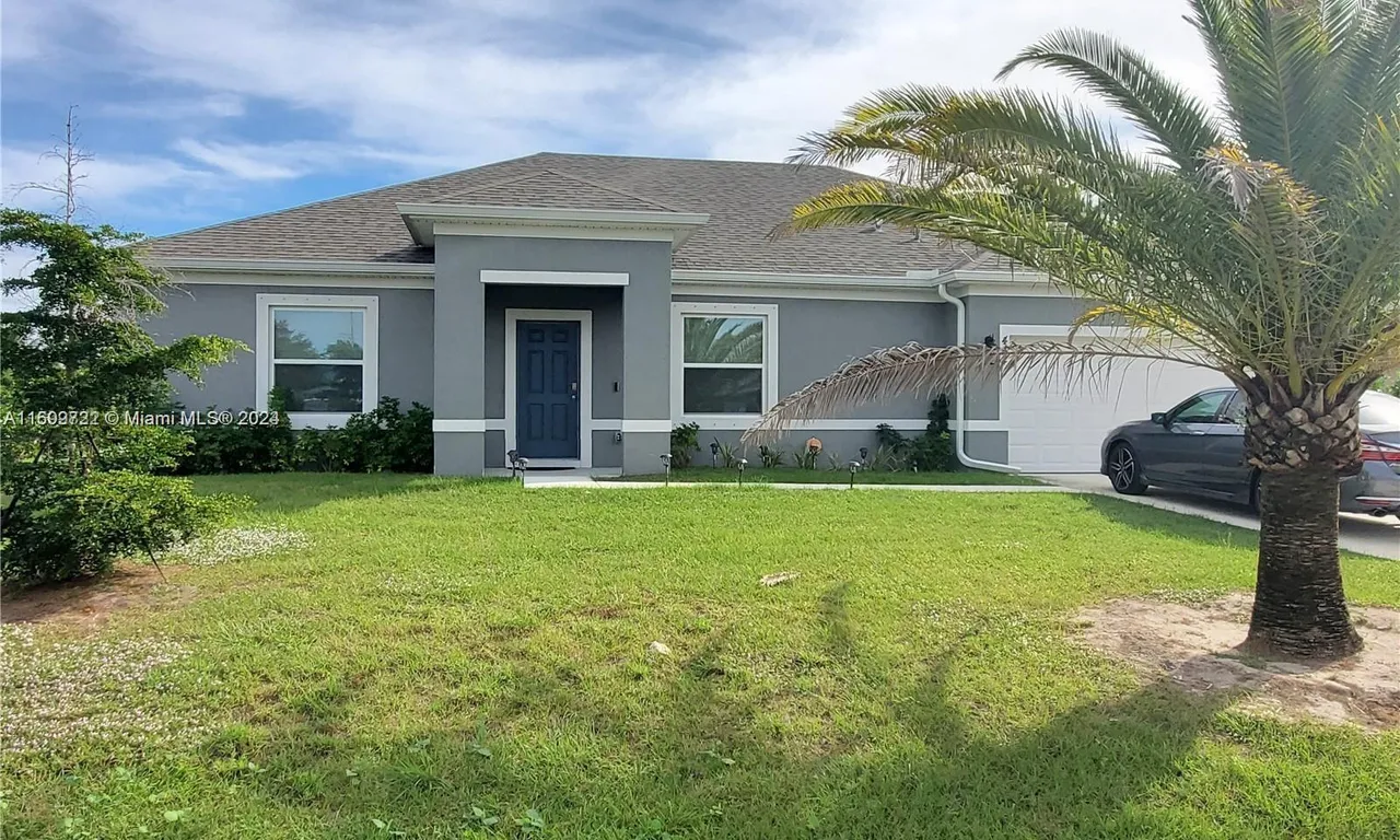 434 SW Hurtig Ct, Port St. Lucie FL 34983