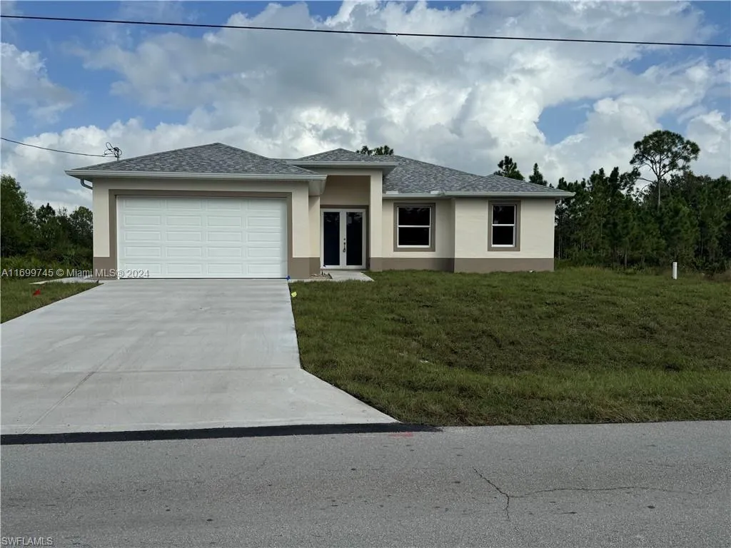 2403 E 10th ST, Lehigh Acres FL 33936