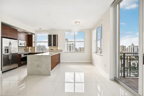 1607 Ponce De Leon Blvd # 14B, Coral Gables FL 33134