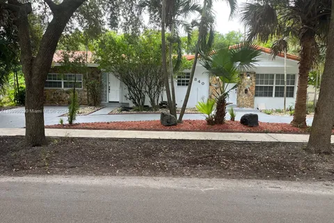 840 NE 182nd St, North Miami Beach FL 33162