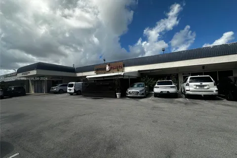 17064 W Dixie Hwy, North Miami Beach FL 33160