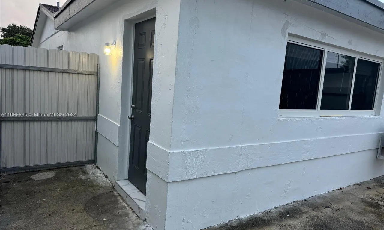 19710 NW 46th Ave # 1, Miami Gardens FL 33055