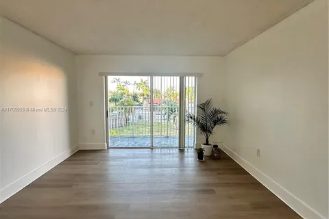 4810 NW 79th Ave # 204, Doral FL 33166