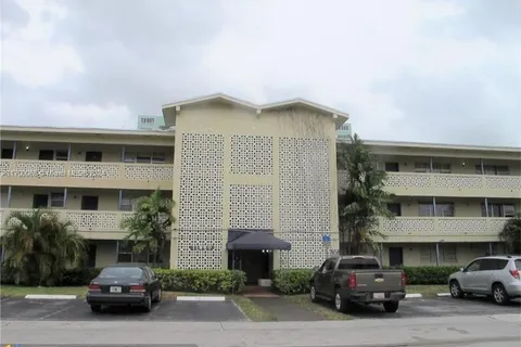 11960 NE 19th Dr # 24, North Miami FL 33181