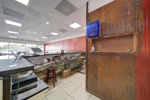 Pizzeria Restaurant For Sale In Hialeah Dr, Hialeah FL 33010