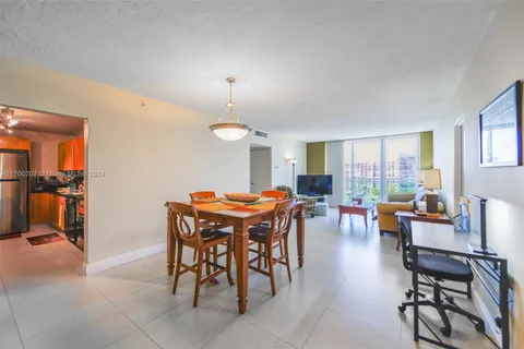 3000 S Ocean Dr # 520, Hollywood FL 33019