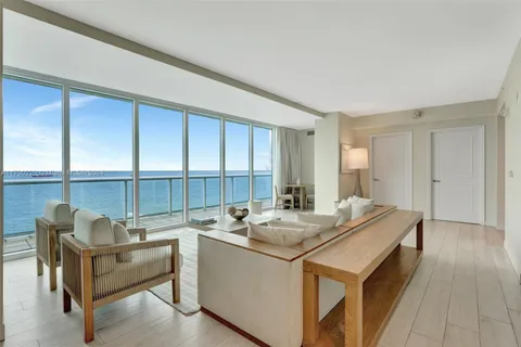 505 N Fort Lauderdale Beach Blvd # 2400, Fort Lauderdale FL 33304