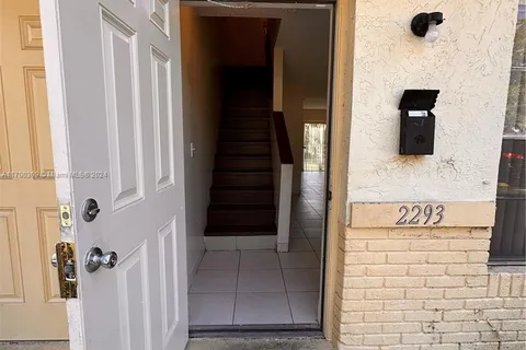 2293 NW 59th Way # 2293, Lauderhill FL 33313