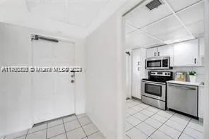 3150 N Palm Aire Dr # 507, Pompano Beach FL 33069