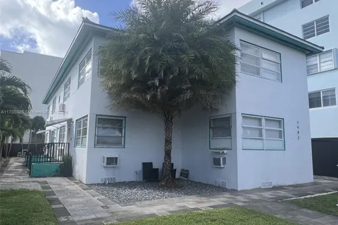 1982 Marseille Dr # 4, Miami Beach FL 33141