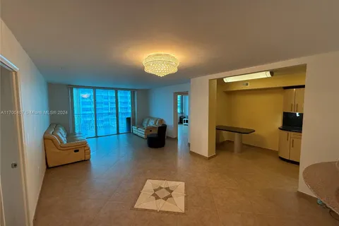 18041 Biscayne Blvd # 602, Aventura FL 33160