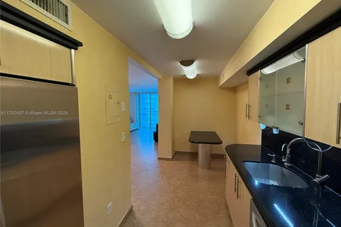 18041 Biscayne Blvd # 602, Aventura FL 33160