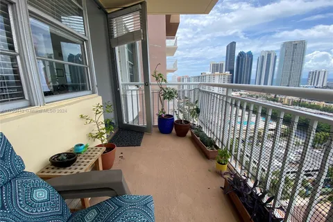 251 174th St # 2115, Sunny Isles Beach FL 33160