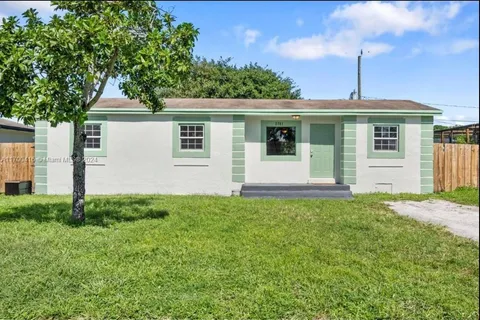 2781 NW 23rd St, Fort Lauderdale FL 33311