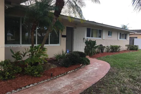 4407 Buchanan St, Hollywood FL 33021