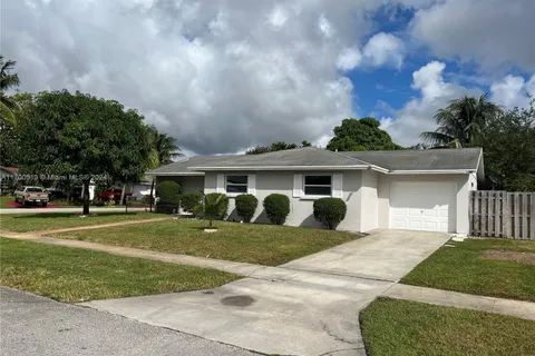 10153 N Windtree Ln N # 0, Boca Raton FL 33428