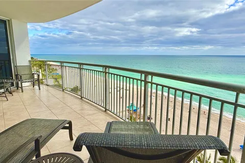 17375 Collins Ave # 1101, Sunny Isles Beach FL 33160