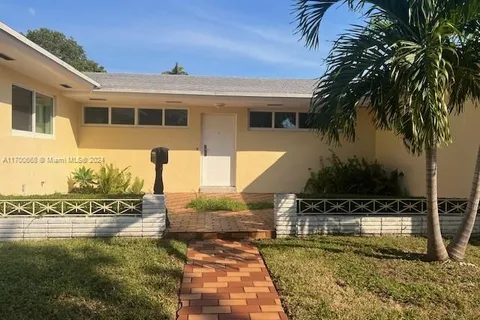 13245 Coronado Dr # 0, North Miami FL 33181