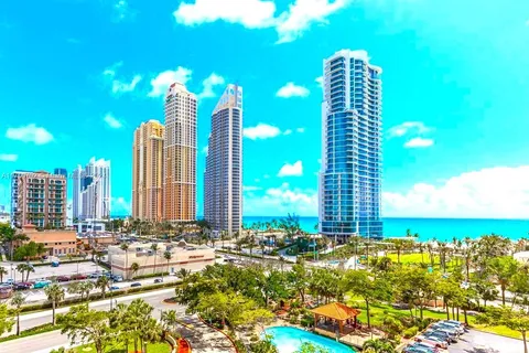 210 174th St # 1510, Sunny Isles Beach FL 33160