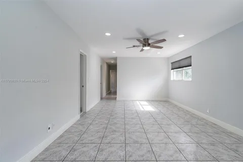 1401 N 65th Ter, Hollywood FL 33024