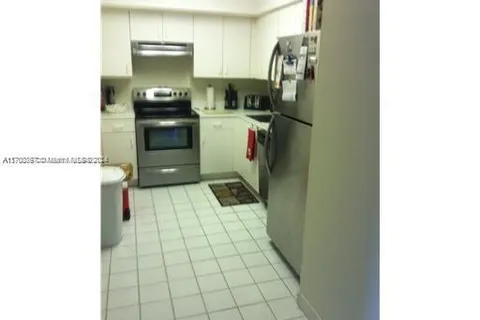 3300 NE 191st St # 411, Aventura FL 33180