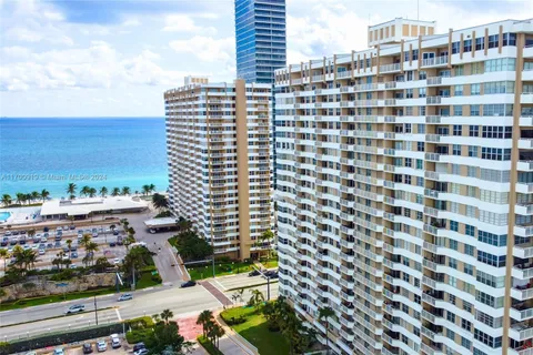 1985 S Ocean Dr, Hallandale Beach FL 33009