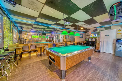 Cafeteria & Bar For Sale In Hialeah, Hialeah FL 33012